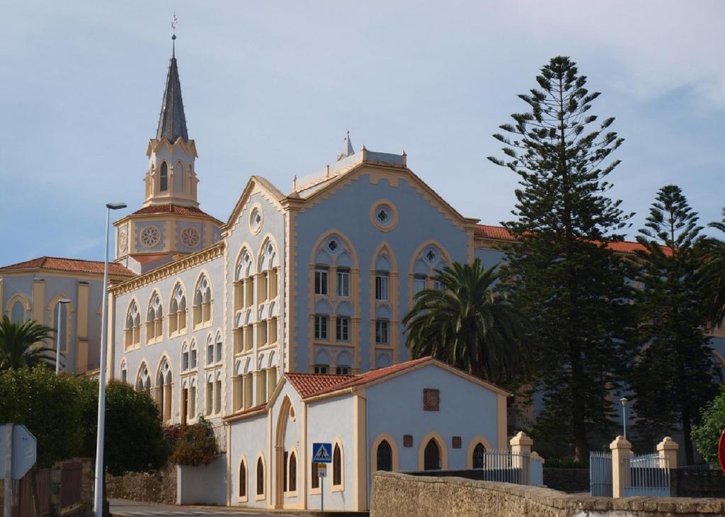 Alojamiento El Pino Cóbreces Exterior foto